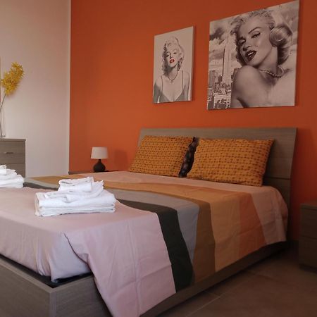Casa Vacanze Di Alex Càbras Kültér fotó